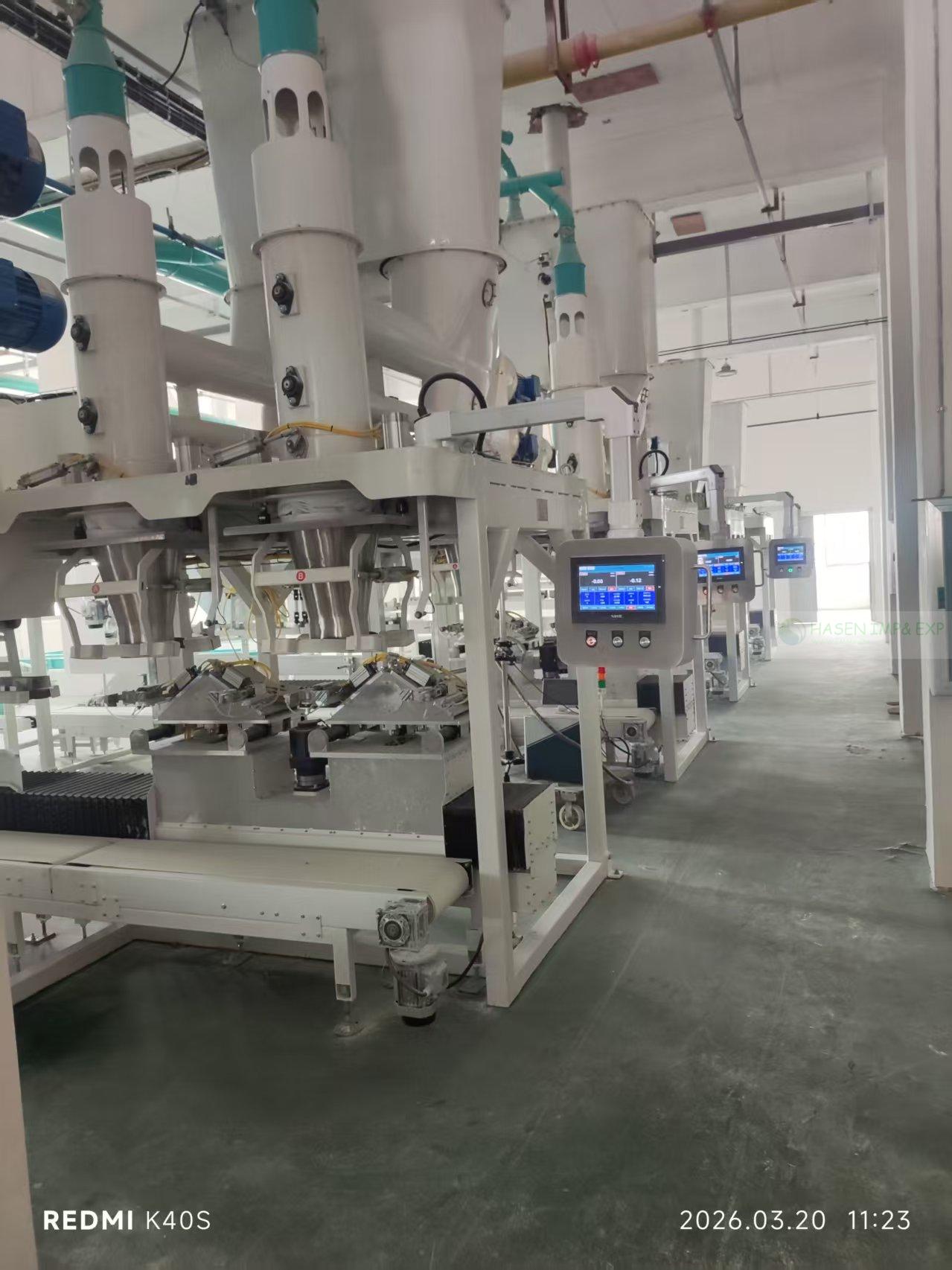 Flour packing machines, flour packing line 25kgs per a bag-Wuxi Hasen. www.immyhitech.com